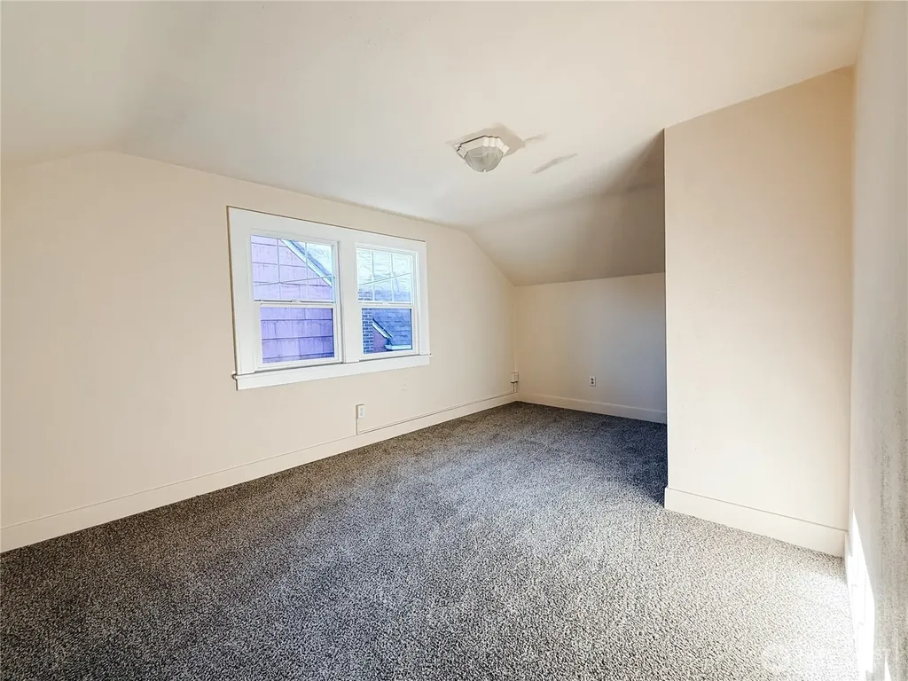 228 S 55th Street Tacoma WA 98408