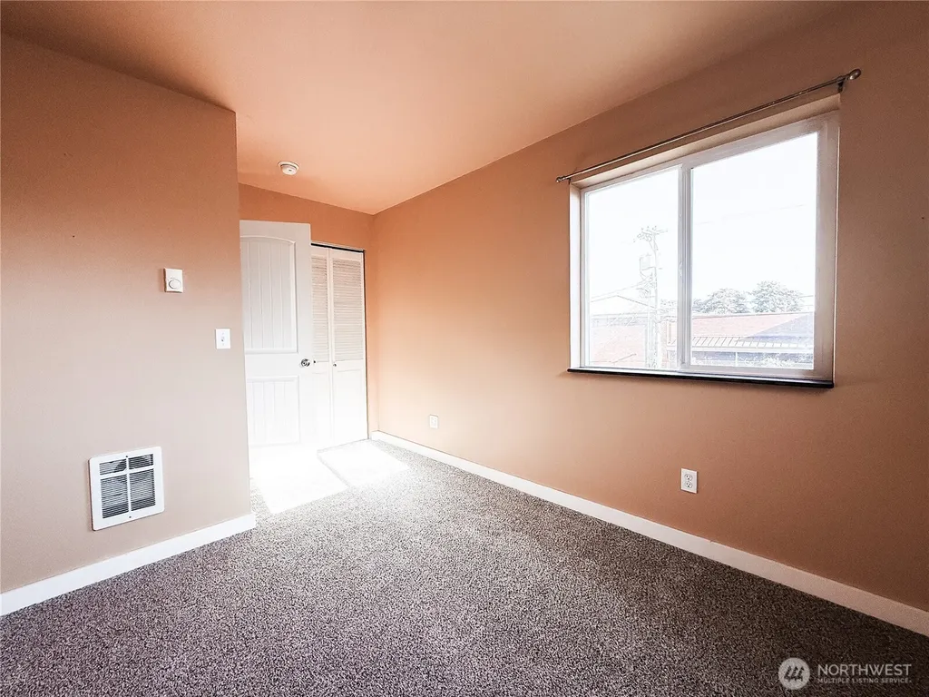 228 S 55th Street Tacoma WA 98408