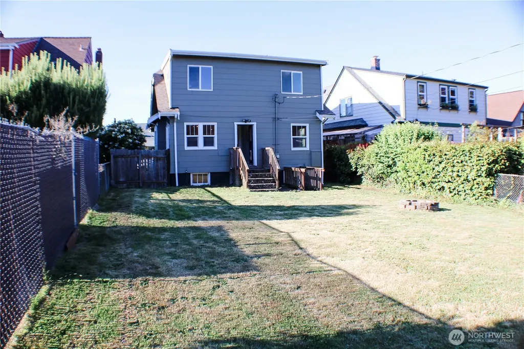228 S 55th Street Tacoma WA 98408