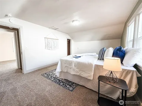 228 S 55th Street Tacoma WA 98408