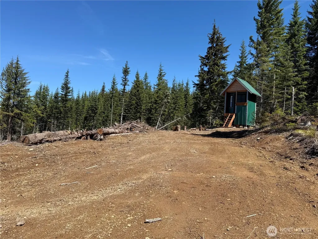 0 Fs Road 124 Snoqualmie Pass WA 98068