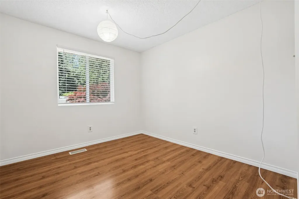 25328 151st Place SE Covington WA 98042