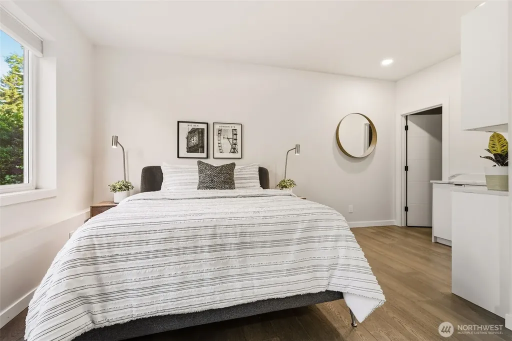 7511 Dumar Way SW Seattle WA 98106