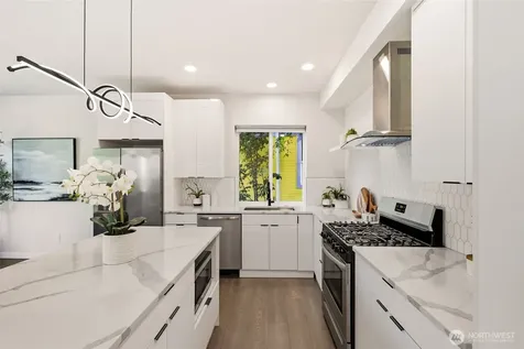 7511 Dumar Way SW Seattle WA 98106