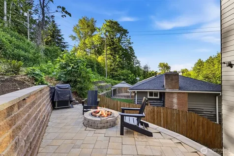 7511 Dumar Way SW Seattle WA 98106