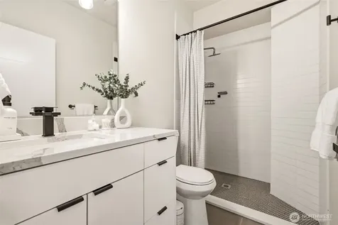 7511 Dumar Way SW Seattle WA 98106