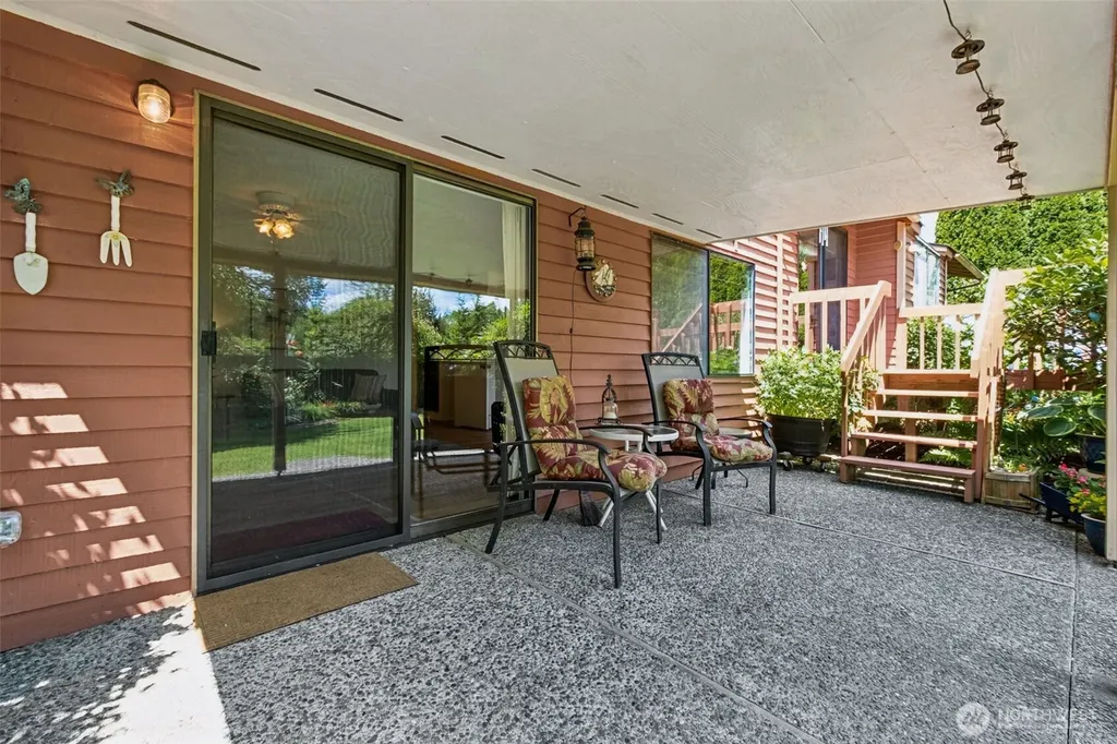 23812 138th Avenue SE Kent WA 98042