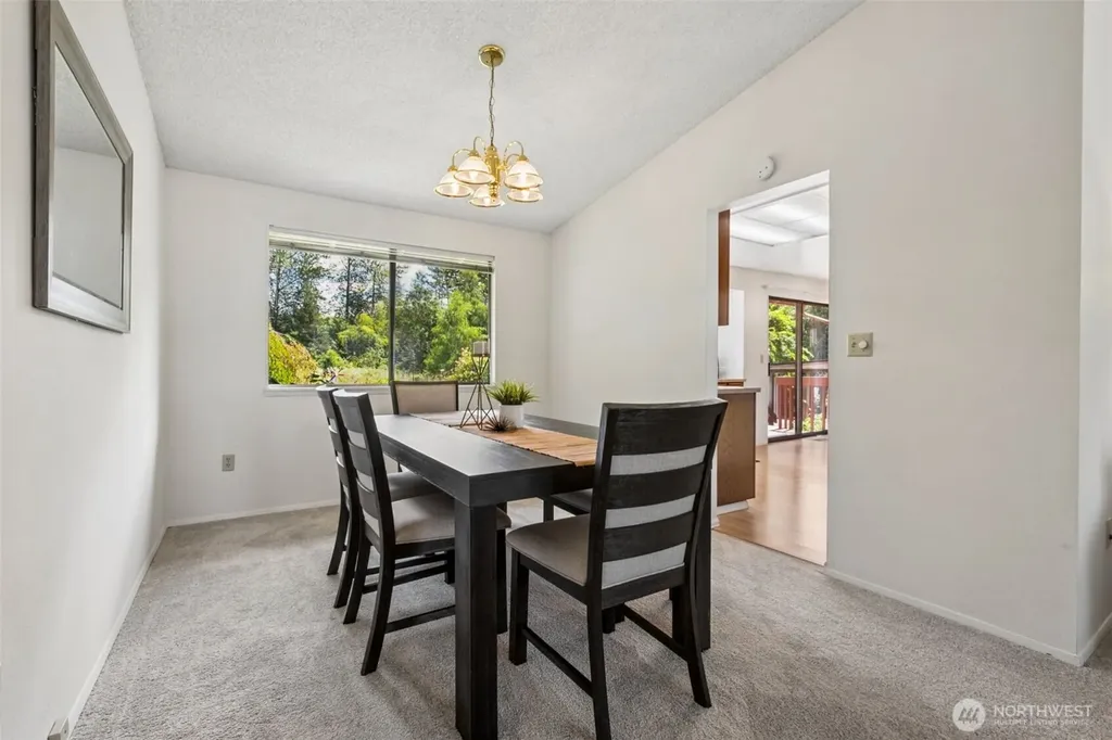 23812 138th Avenue SE Kent WA 98042