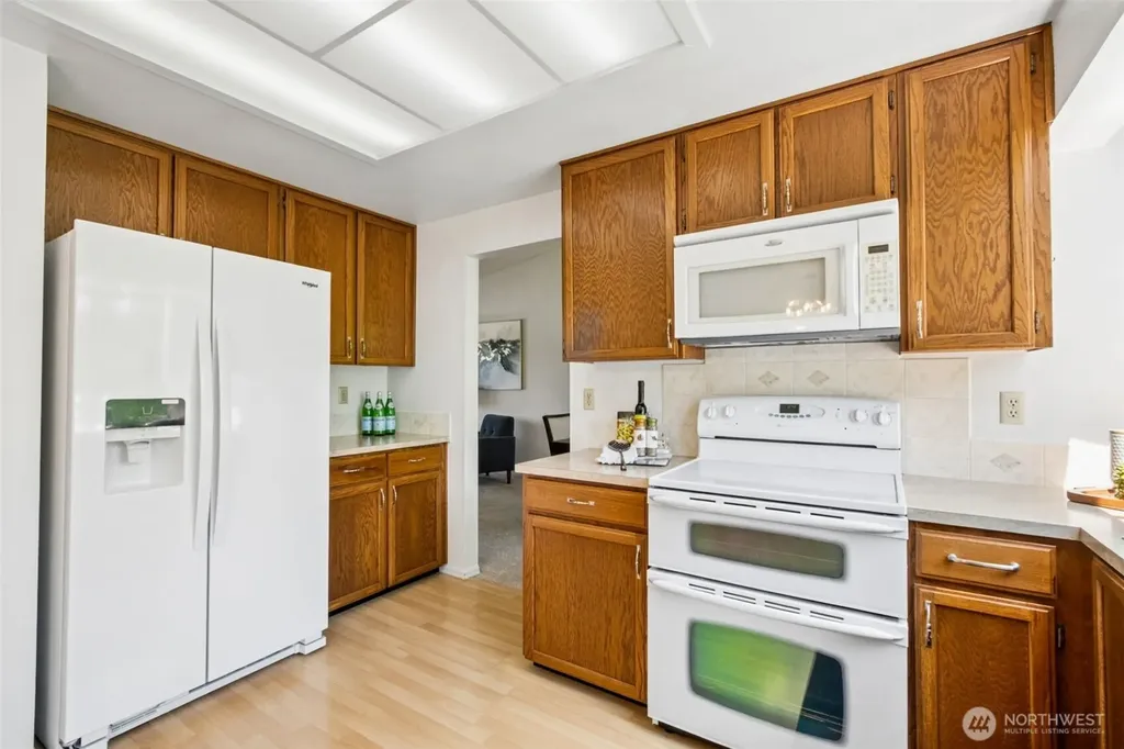 23812 138th Avenue SE Kent WA 98042
