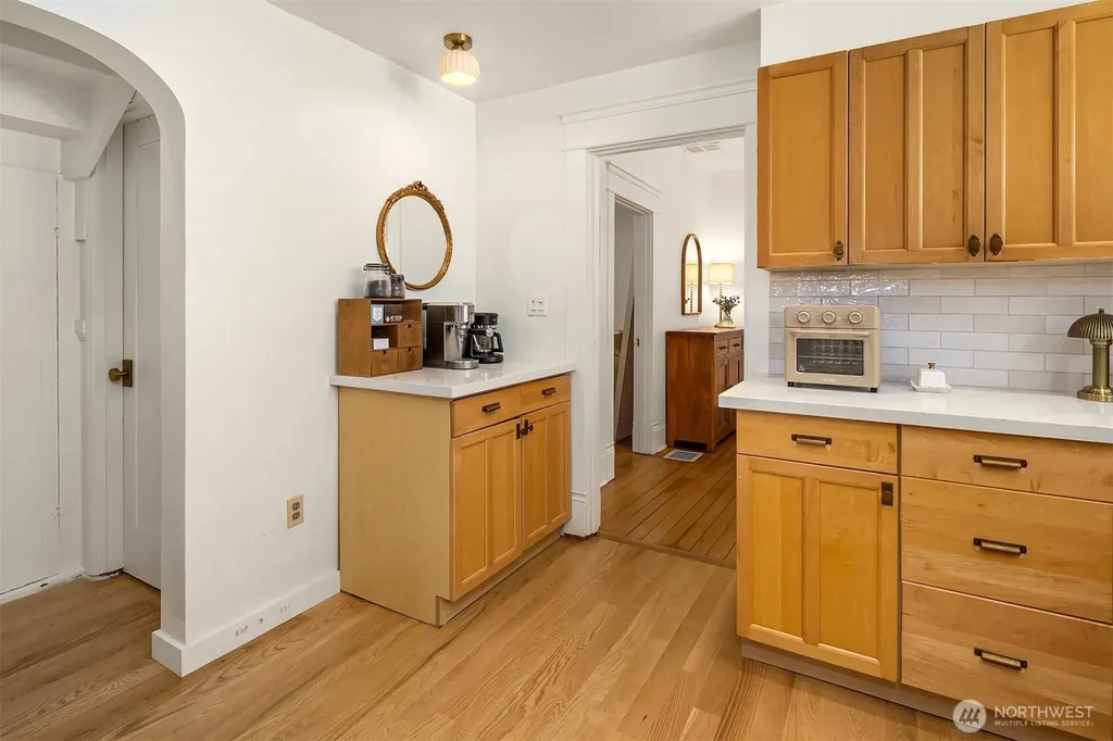 1911 Rucker Avenue Everett WA 98201