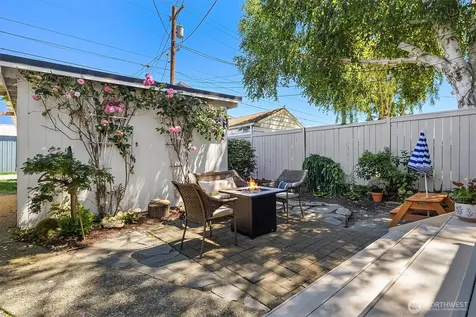 1911 Rucker Avenue Everett WA 98201