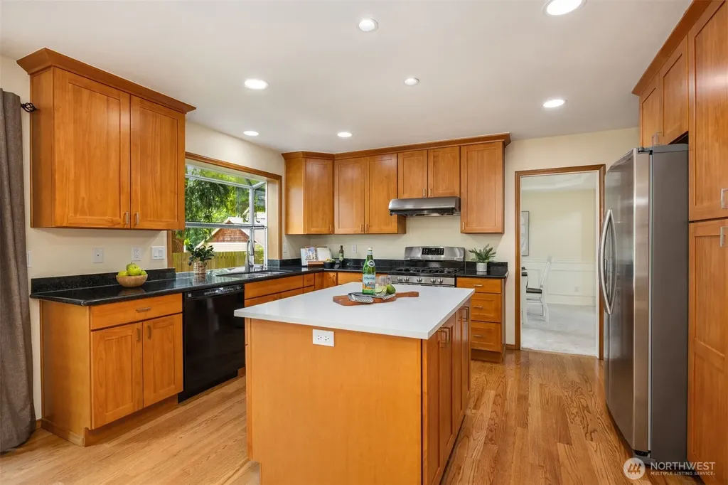 4518 146th Place SW Lynnwood WA 98087
