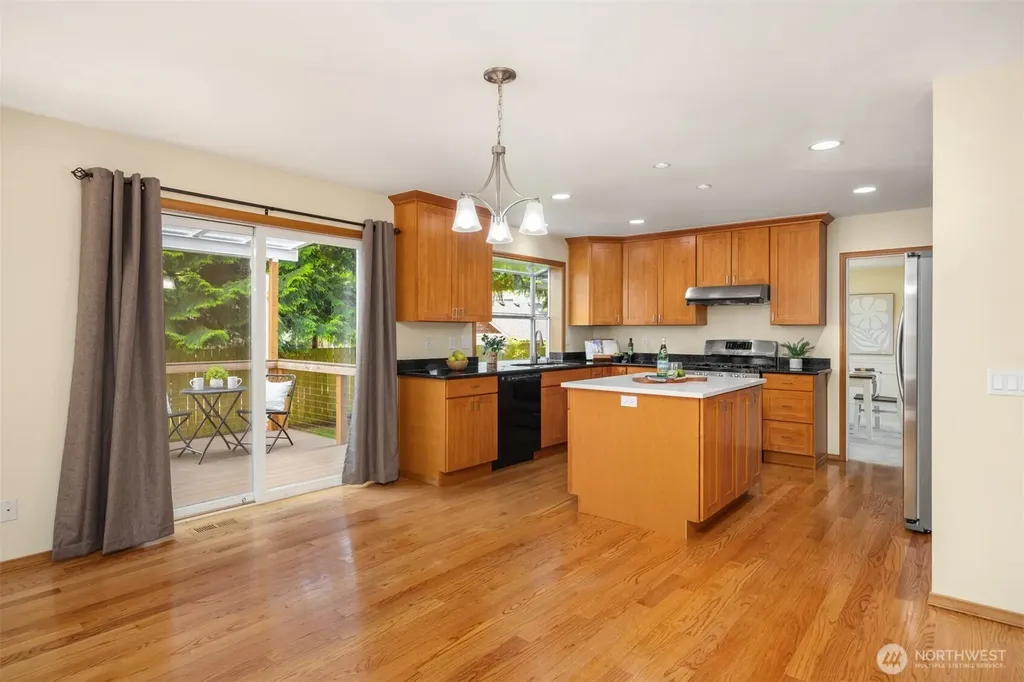 4518 146th Place SW Lynnwood WA 98087