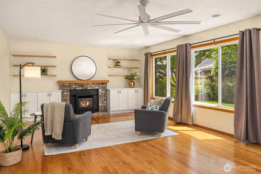 4518 146th Place SW Lynnwood WA 98087