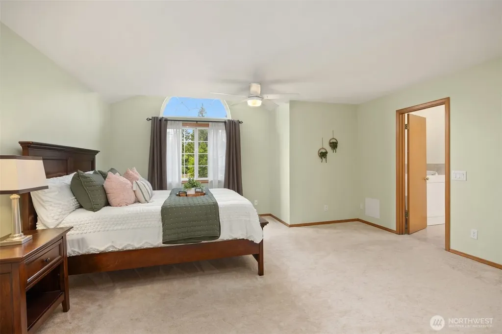 4518 146th Place SW Lynnwood WA 98087