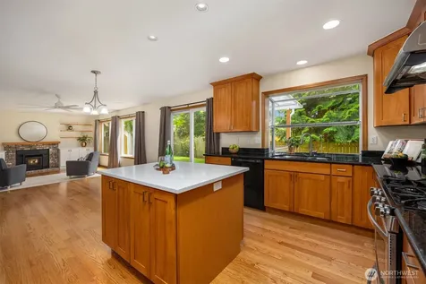 4518 146th Place SW Lynnwood WA 98087