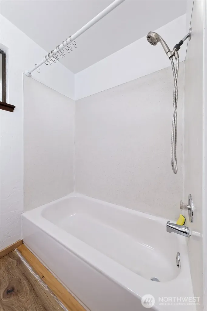 2064 Lake Boulevard Shelton WA 98584