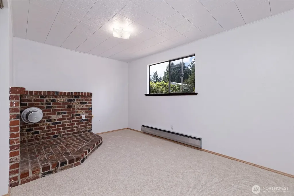 2064 Lake Boulevard Shelton WA 98584