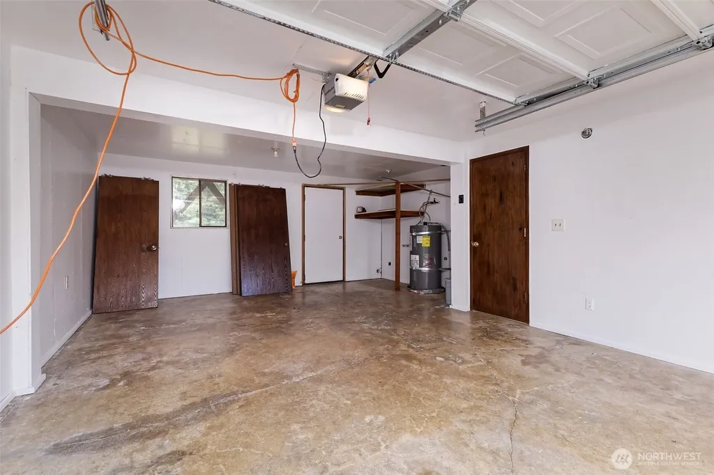 2064 Lake Boulevard Shelton WA 98584