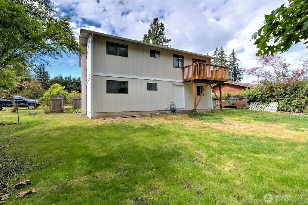 2064 Lake Boulevard Shelton WA 98584