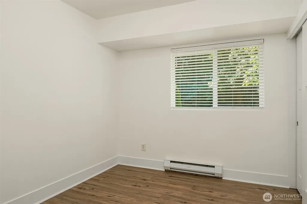 4910 NE 7th Street Renton WA 98059
