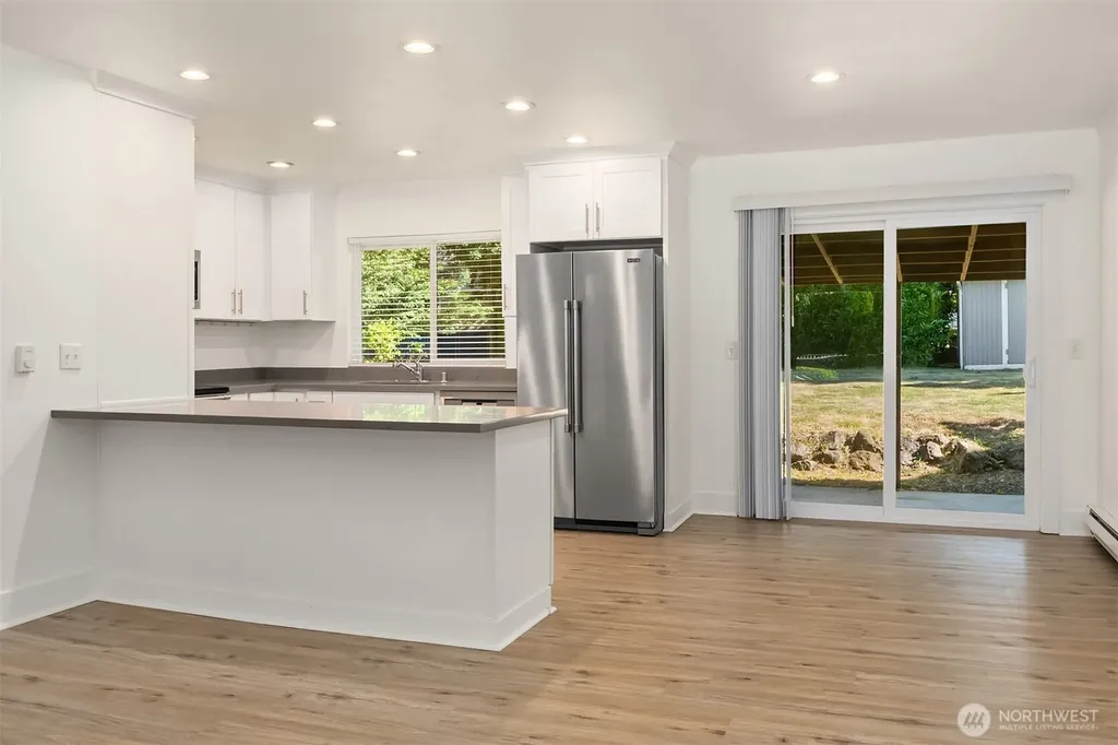 4910 NE 7th Street Renton WA 98059