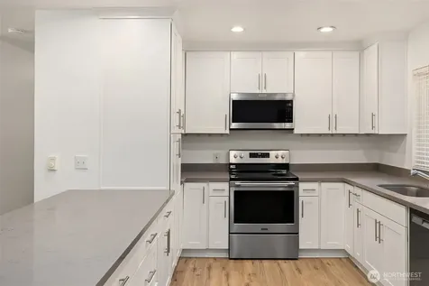 4910 NE 7th Street Renton WA 98059