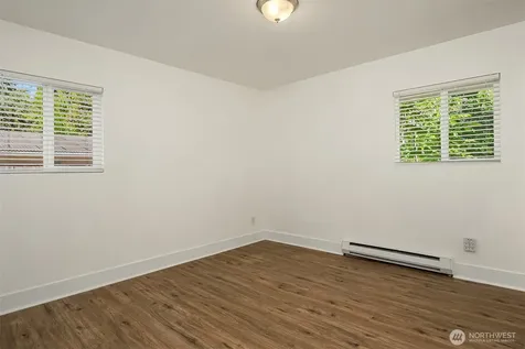 4910 NE 7th Street Renton WA 98059