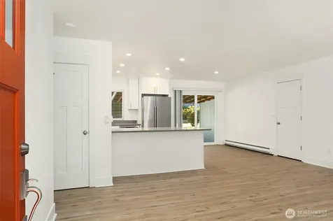 4910 NE 7th Street Renton WA 98059