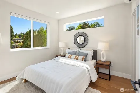 1802 38th Avenue Seattle WA 98122