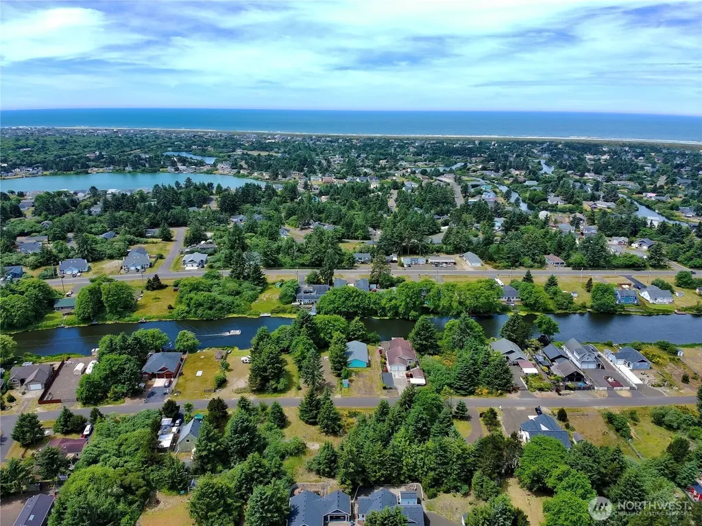 710 Island Circle SE Ocean Shores WA 98569