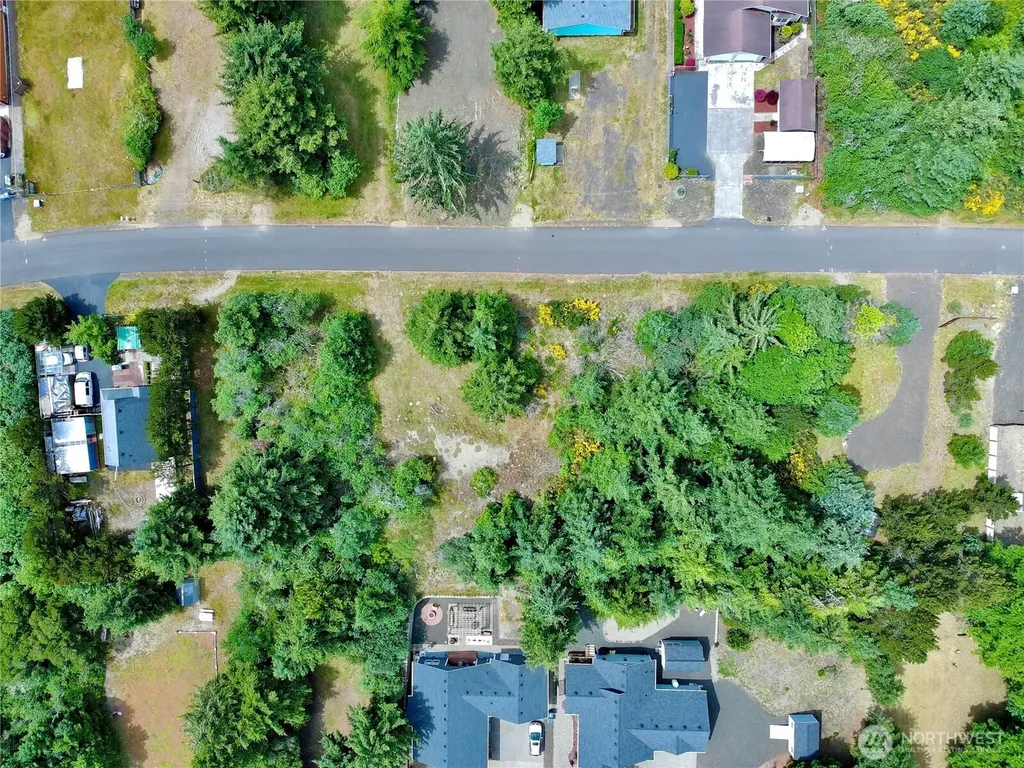710 Island Circle SE Ocean Shores WA 98569