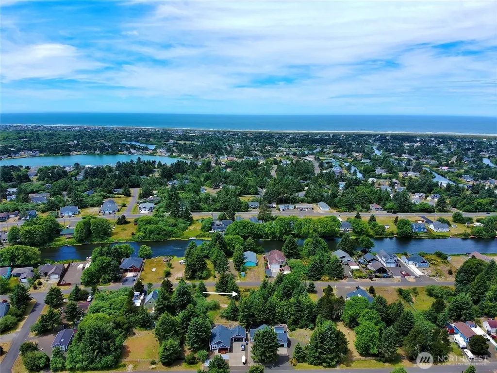 710 Island Circle SE Ocean Shores WA 98569