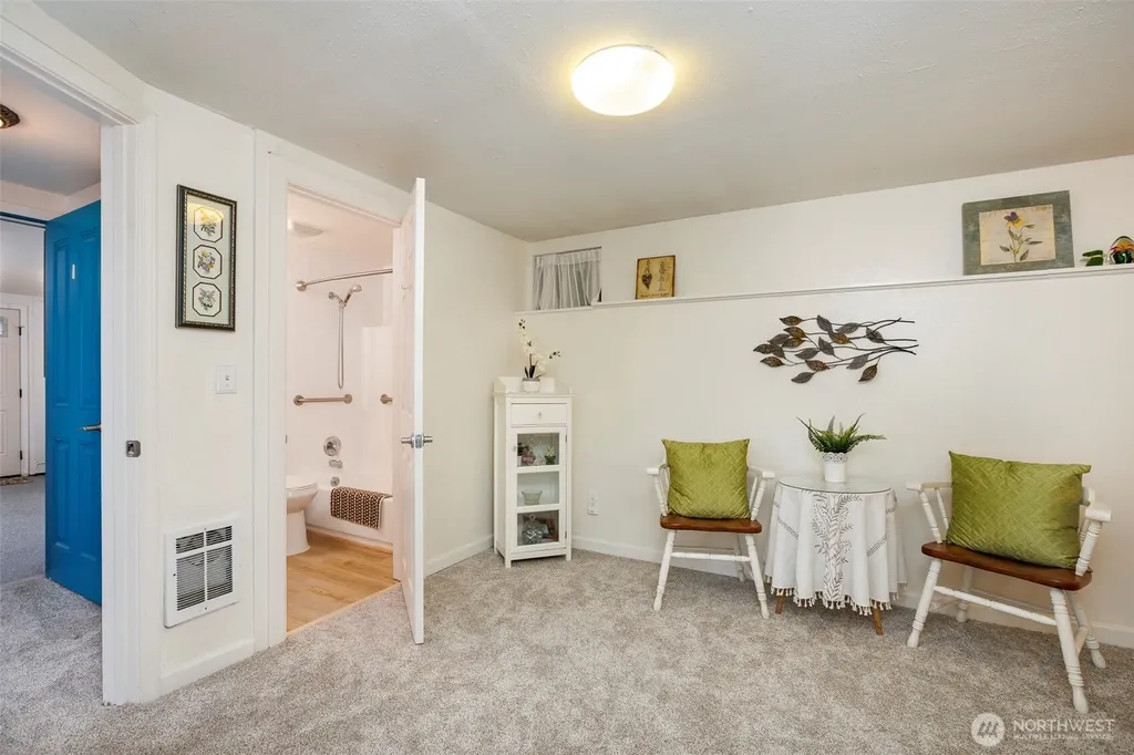 2515 S 118th Street Burien WA 98168