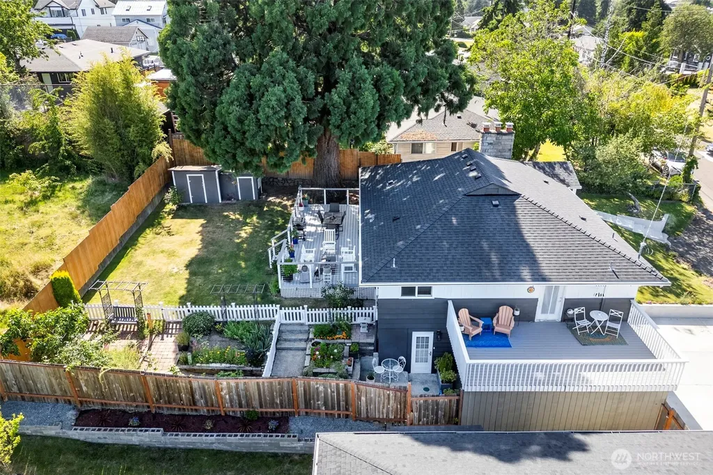 2515 S 118th Street Burien WA 98168