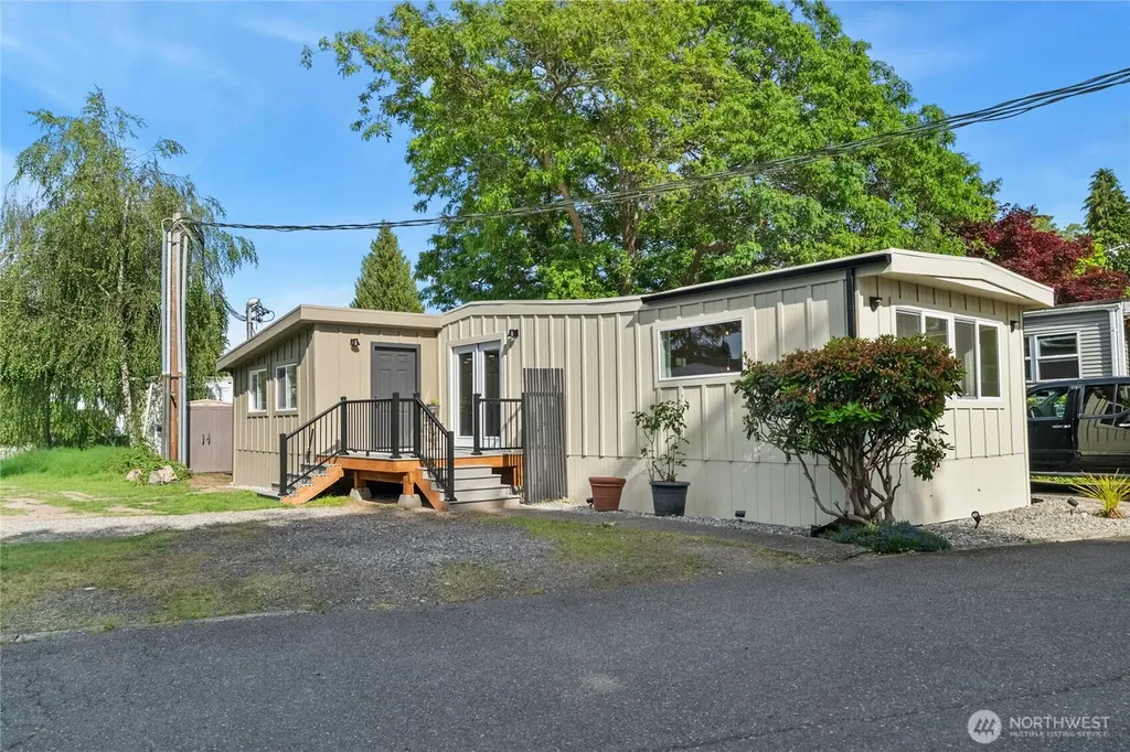 1645 S 272nd Street Federal Way WA 98003