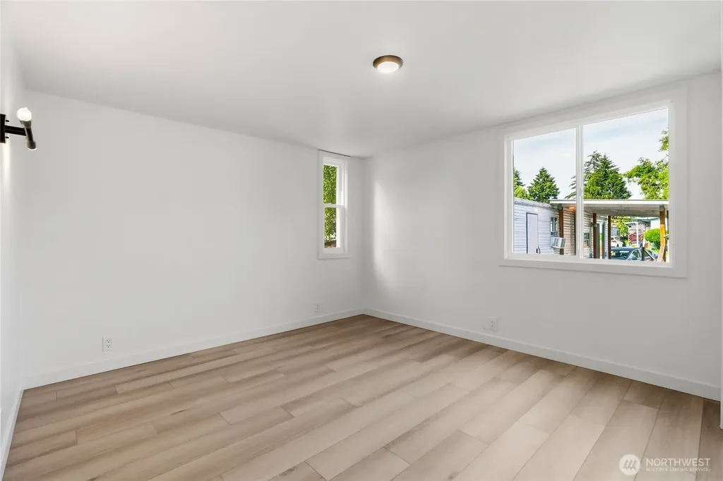1645 S 272nd Street Federal Way WA 98003
