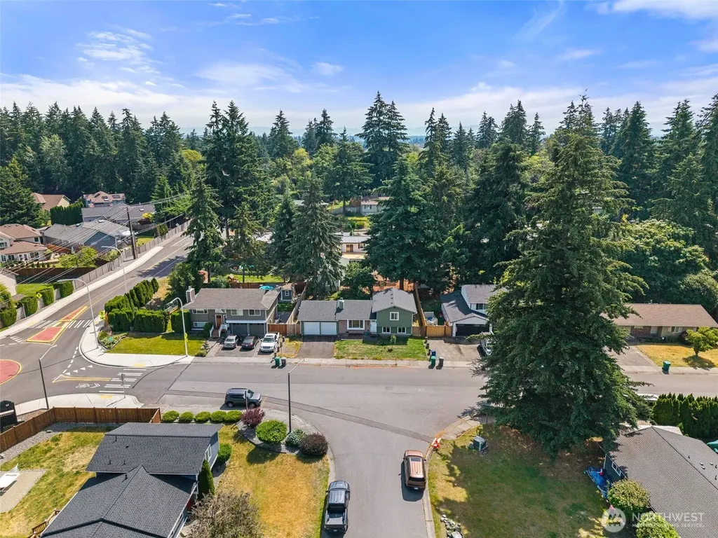 34408 27th Avenue SW Federal Way WA 98023