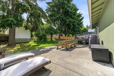 34408 27th Avenue SW Federal Way WA 98023
