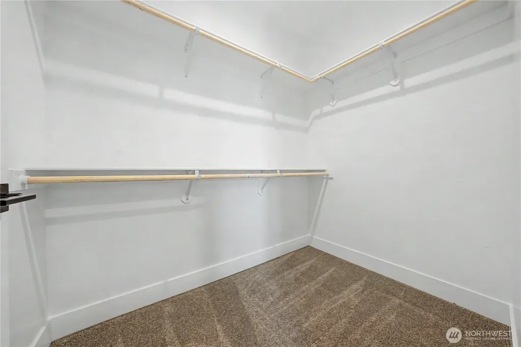 574 S Oasis Loop East Wenatchee WA 98802