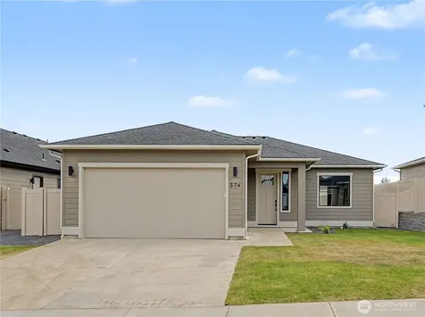 574 S Oasis Loop East Wenatchee WA 98802
