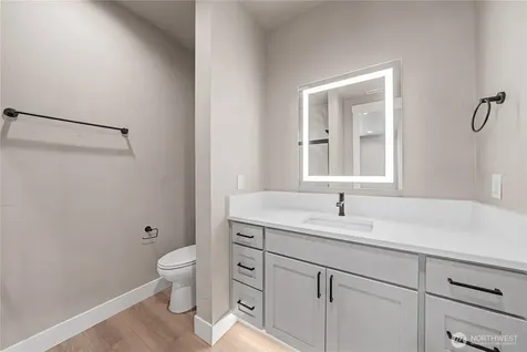 574 S Oasis Loop East Wenatchee WA 98802