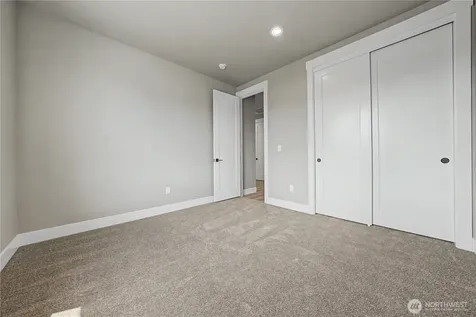 574 S Oasis Loop East Wenatchee WA 98802