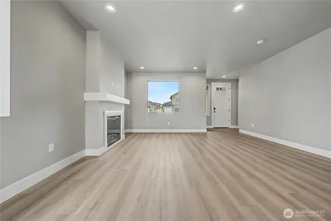 574 S Oasis Loop East Wenatchee WA 98802