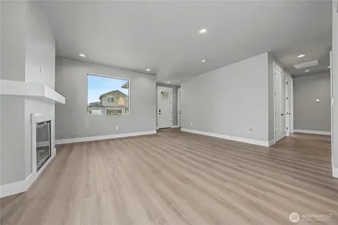 574 S Oasis Loop East Wenatchee WA 98802