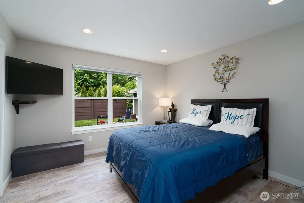 3608 W Fifth Anacortes WA 98221