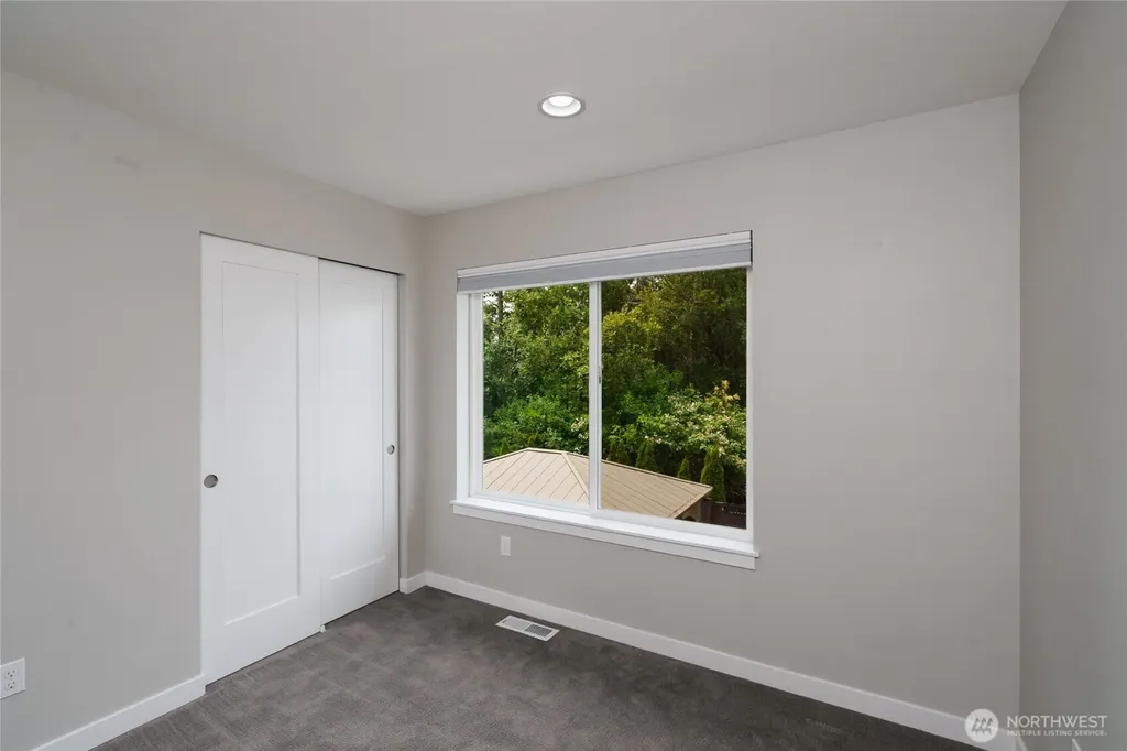 3608 W Fifth Anacortes WA 98221