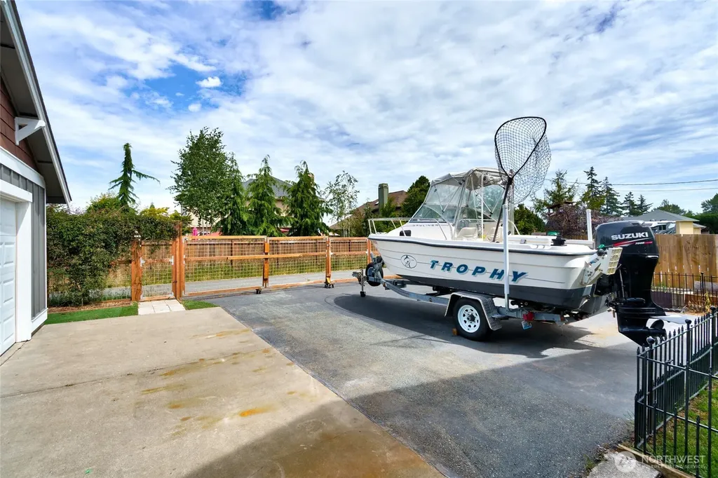 3608 W Fifth Anacortes WA 98221