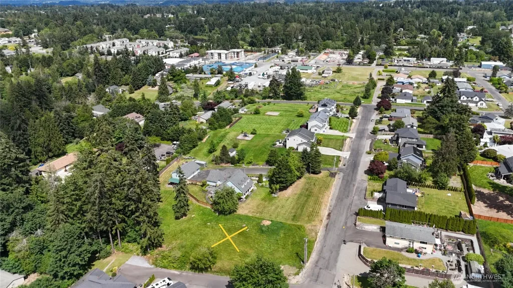 9805 31st Street E Edgewood WA 98371
