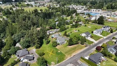 9805 31st Street E Edgewood WA 98371